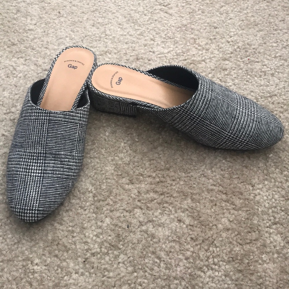 GAP Black and White Mules